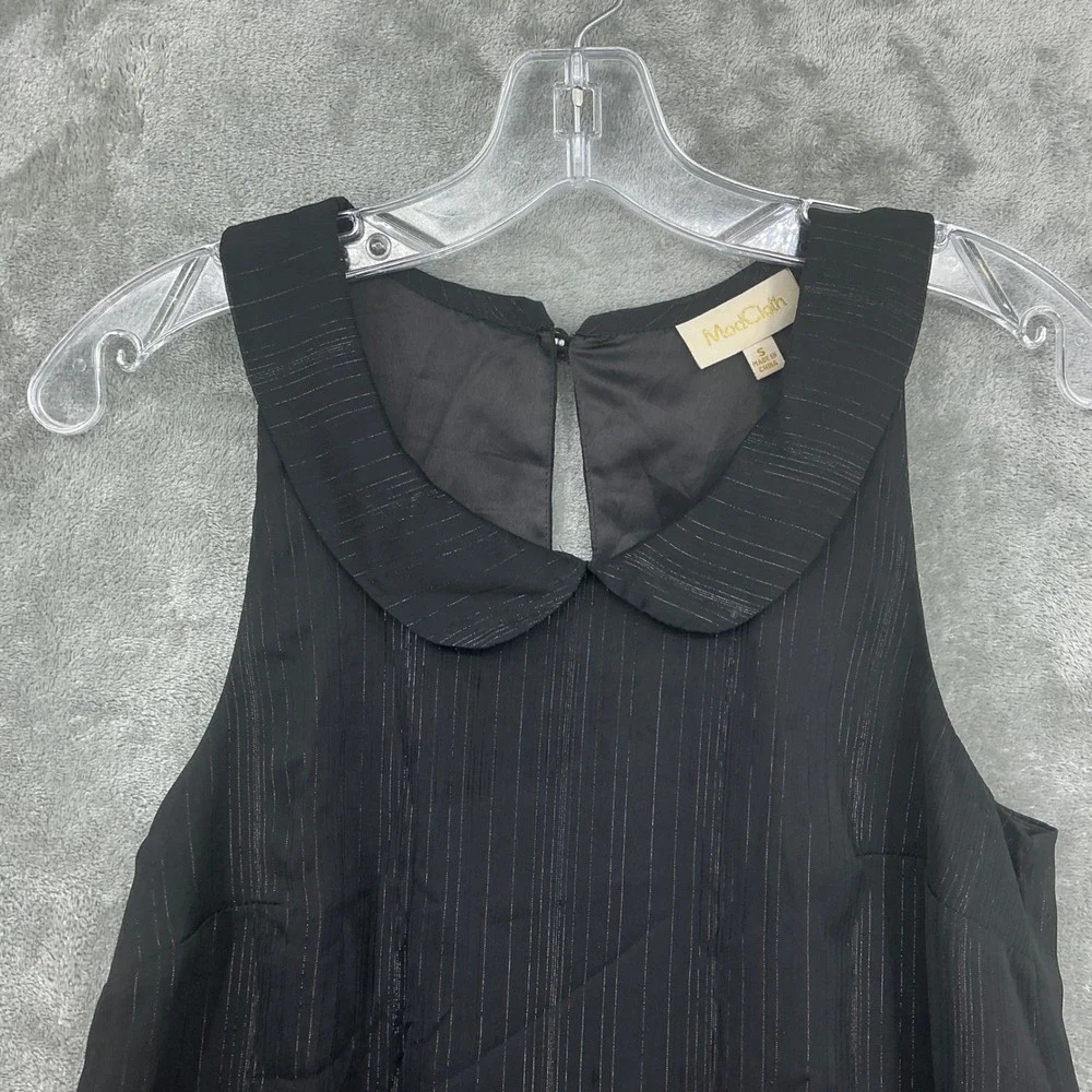 ModCloth Blouse Womens Small Silver Metallic‎ Pinstripe Peter Pan Collar Tank